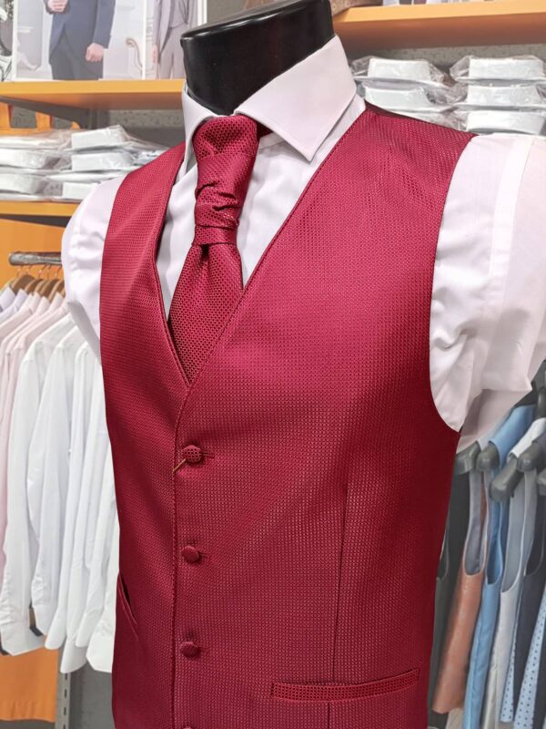Chaleco liso rojo CHA50 - Conecta Moda Joven Granada chalecos para traje