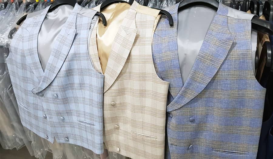 Chalecos de Fiesta y Ceremonia para Traje 2025 - Conecta Moda Joven Granada