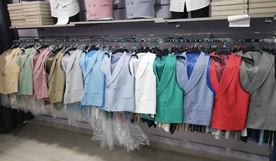Chalecos de Fiesta y Ceremonia para Traje 2025 - Conecta Moda Joven Granada