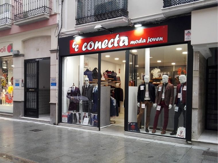 Conecta Moda Joven – Tienda de trajes y ropa de sport para hombre en Granada Centro