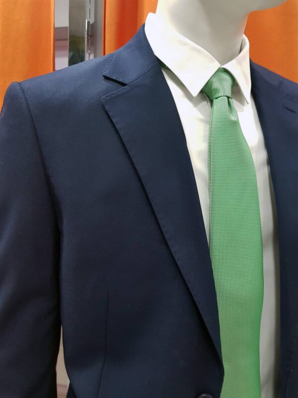 Traje azul marino liso TRL58 - Conecta Moda Joven Trajes de hombre en Granada