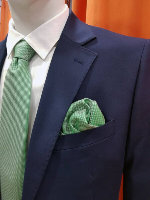 Traje azul marino liso TRL58 - Conecta Moda Joven Trajes de hombre en Granada