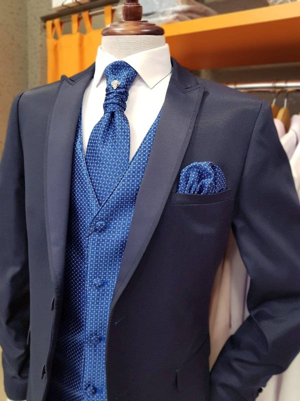 Traje de ceremonia azul marino con chaleco TRC55 - Conecta Moda Joven trajes para novios y padrinos en Granada