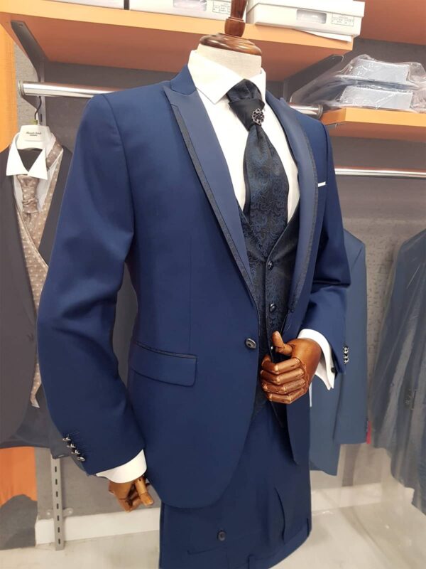 Traje de ceremonia azul solapa cachemir con chaleco TRC61 - Conecta Moda Joven trajes de hombre en Granada