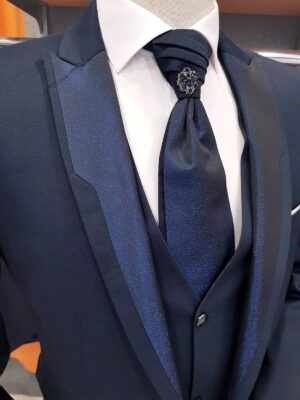 Traje de ceremonia azul solapa diseño con chaleco TRC63 - Conecta Moda Joven trajes de hombre en Granada