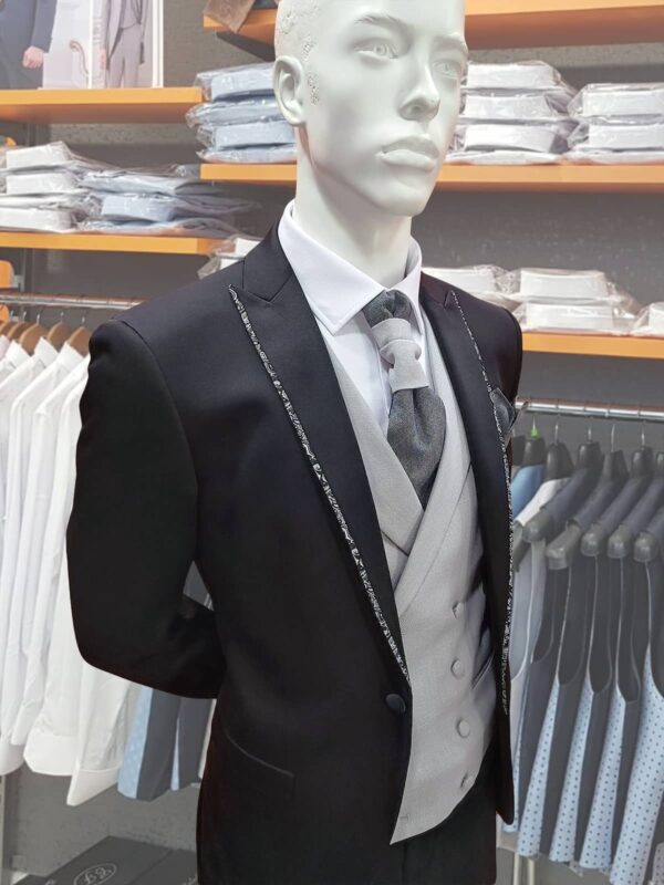 Traje de ceremonia negro TRF27 - Conecta Moda Joven trajes de hombre en Granada