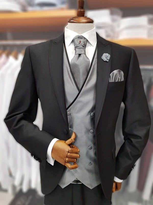 Traje de ceremonia negro con chaleco - TRC32 - Conecta Moda Joven - Tienda de trajes en Granada