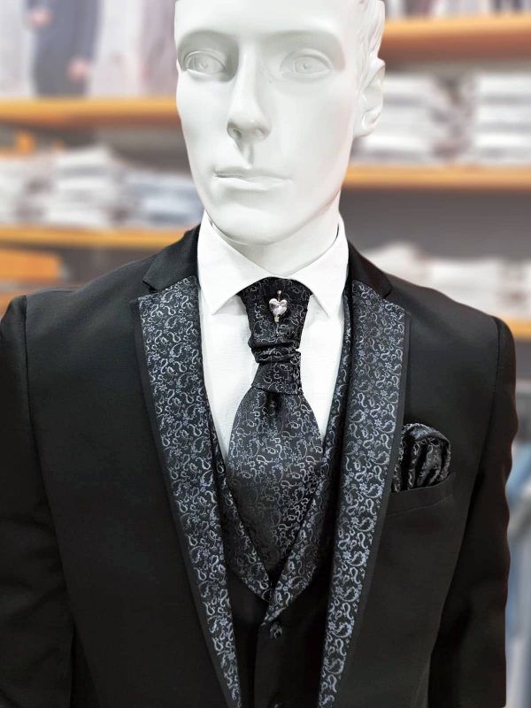 Traje de ceremonia negro con chaleco y complementos a juego TRC53 - Conecta Moda Joven tienda de trajes de hombre en Granada