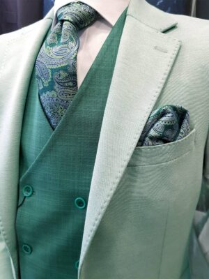 Traje de fiesta verde claro con chaleco TRF31 - Conecta Moda Joven trajes en Granada