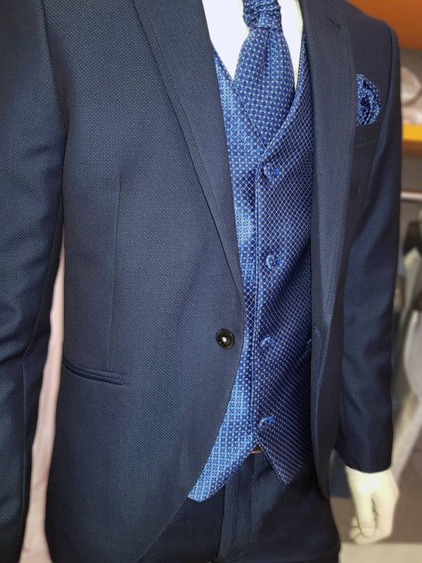 Traje de novio azul marino con chaleco a juego TRC52 - Conecta Moda Joven tienda de trajes de novio en Granada