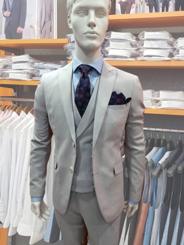 Traje liso gris claro TRL37 - Conecta Moda Joven Granada