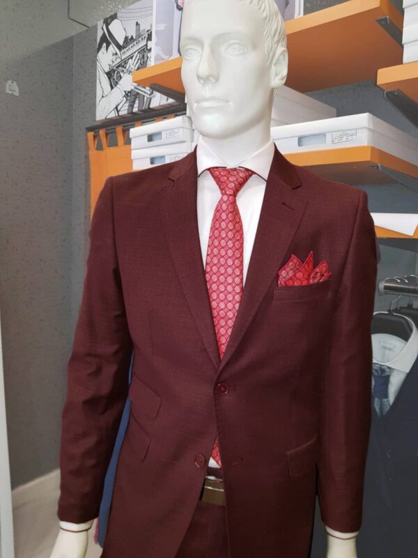 Traje liso rojo TRL41 - Conecta Moda Joven Trajes de hombre en Granada